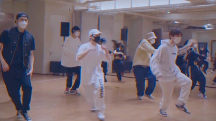 [Chinese Subtitles] EXO’s New Song “Just as usual” Special Video! E-Lovers!