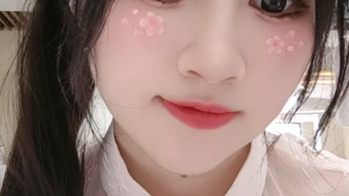 รอขึ้นแสดง
