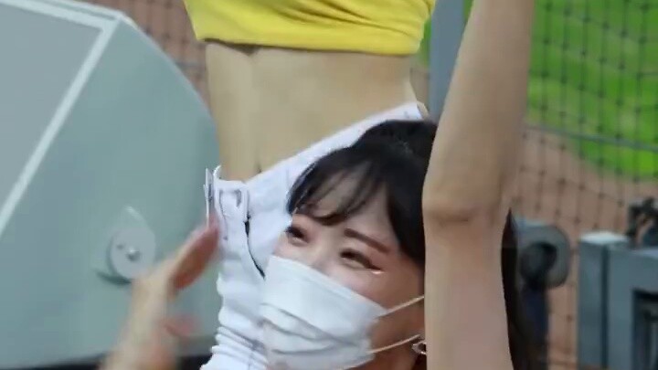 Cheerleader Lee Da-hye