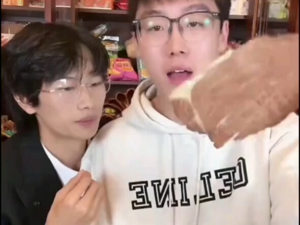 เฉินเจ๋อขายของแบบย้อนกลับ