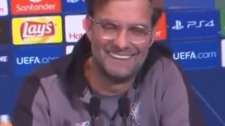 Who wouldn't be mesmerized by this voice? Turns out, sound really can boost your looks!