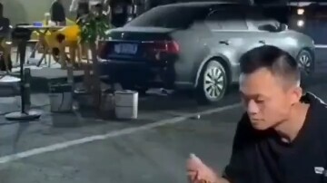 Ăn nướng mà không rủ tôi