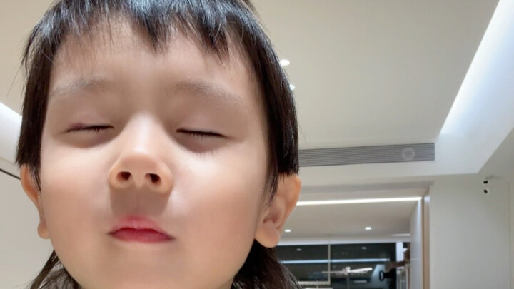 ได้ยินข้อดีของคุณแม่แล้ว ขอให้ลืมตาหน่อยนะ!