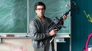 A robber becomes a teacher and pulls out a submachine gun during class! A hilarious German comedy