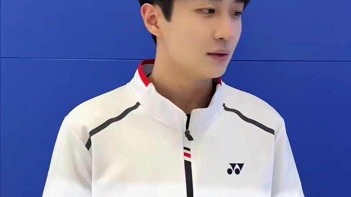 “Genius is just how low my threshold is” – a surreal badminton storyline