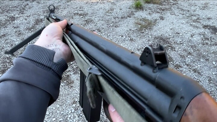 [4K] First-person full-auto firing and usage of the Spanish CETME C rifle