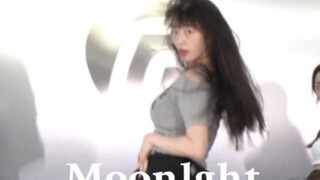 《Moonlight》| 绝绝子！一秒沦陷，氛围感极强的一首歌！下次拍原创编舞～