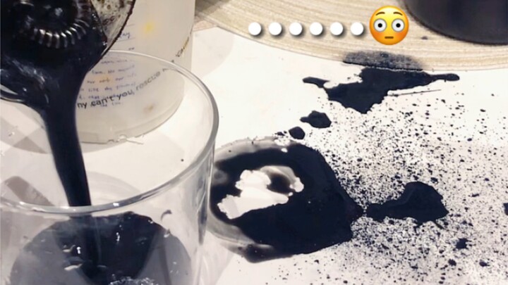 Mẹ nó hôm nay xui quá, cái bệnh ám ảnh cưỡng chế khổ quá, làm hẳn một ly latte xi măng luôn!