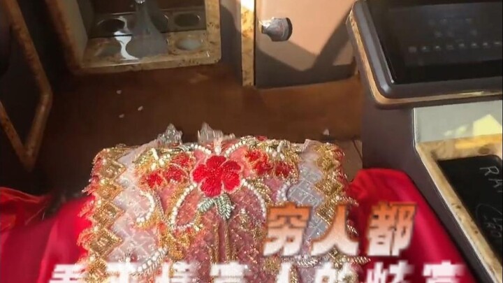 ไม่เข้าใจเลยสักนิด ความอวดรวยของคนรวย