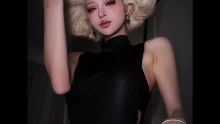 我愿自称天才画家 #这转场我也会画 #氛围感 #反差