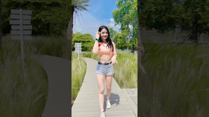 🌈 Tik Tok 🌋 สาวสวยโชว์เต้นสุดเซ็กซี่ สายย่อ เอวดี น่ารัก #TikTok #สาวน่ารัก F.6