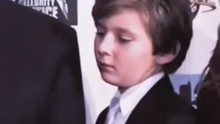 Putra Sang Pemaham, Putra Mahkota yang Pintar – Barron Trump