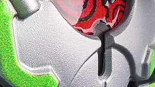 The Brick Man bocor pertama kali dan sebanding dengan Bandai? Patung kepalanya sebanding dengan SHF?