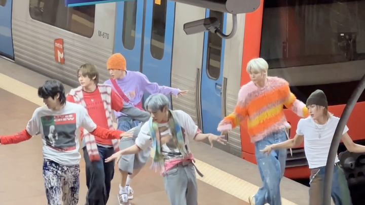 【RIIZE】small performance on a platform