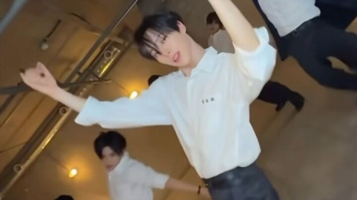 Bùng nổ rồi! ALD1 hồi sinh, hé lộ teaser ca khúc mới lần đầu tiên, quả nhiên vừa có động tác lắc vai