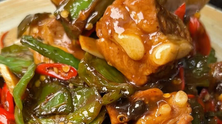 【Iga bakar sambal tumbuk yang enak sampai menghentakkan kaki‼️ Ditambah dua mangkuk nasi putih lagi‼