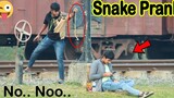 Viral Snake Prank🐍King Cobra Snake Prank🐍Viral Fake Snake Prank ในปฏิกิริยาตลกสาธารณะ