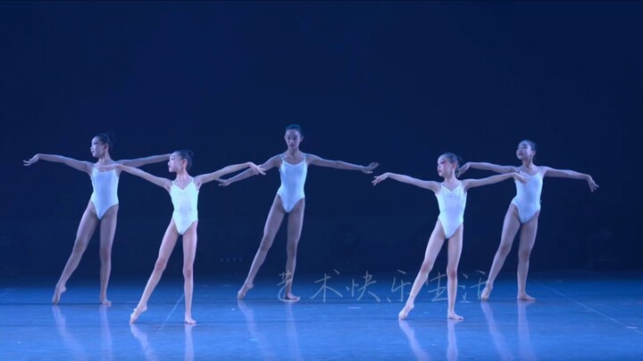 Sekilas di Ruang Tari 347