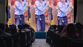 【زانغ يي شينغ】 بان شنغ، المبرمج المجنون | كأنه بان شنغ الذي أُخفق في الترقية وراح يرقص بجنون رقصة دا