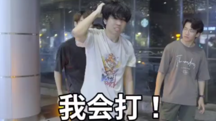 What a WOTA makeup artist's offline battle is like