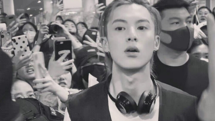 How can you say he’s not handsome? He’s the guy who once brought Korean and Thai airports to a stand