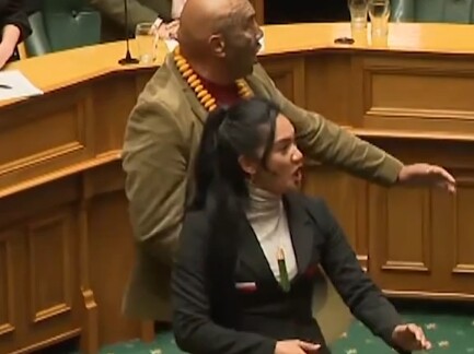 Vũ điệu chiến đấu Mạc Lợi