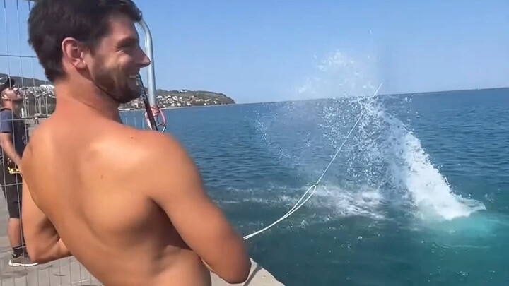 Aku cuma suka main katapel, nggak ada yang meninggal kok.