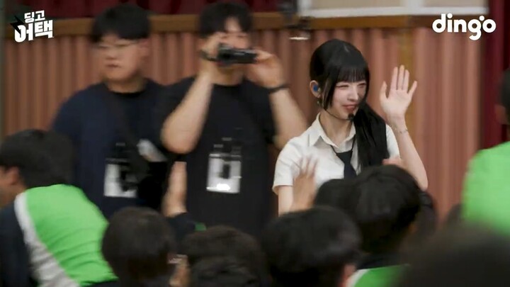 [ENG SUB]Billie suddenly popped out of the classroom TV | [Dingo Attack] School Edition with Billie