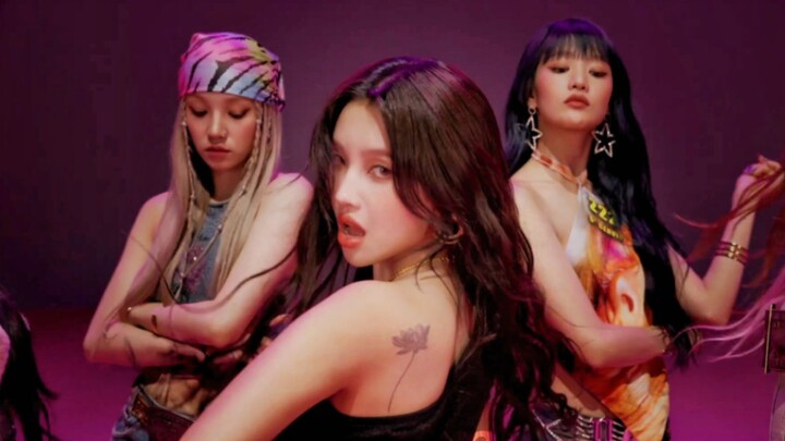 Quá đỉnh! Bản vũ đạo siêu nét của ca khúc mới Queencard từ (G)I-DLE