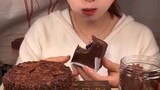 SWEET CHOCOLATE CAKE MUKBANG🥧🍰🤤