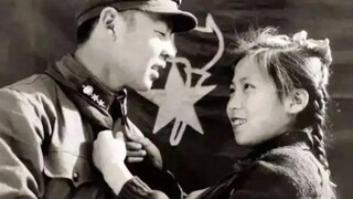 “在吃人的旧社会，工人不如牛马”