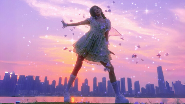“When I Found a City Sunset Scene That’s Perfect for Dancing” | Sunset Dance Compilation