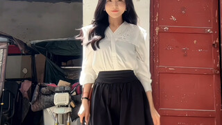 Everyone criticized my interview outfit last time, so I picked a few more—take a look!