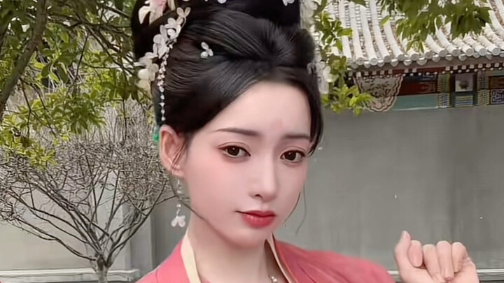 Klip behind the scenes “Shengshi Tianxia”: Permaisuri Wang, kamu benar-benar menggunakan meriam untu