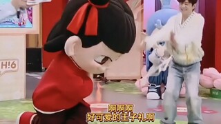 谁家三岁宝宝这么聪明啊，看一遍就能完美复刻～