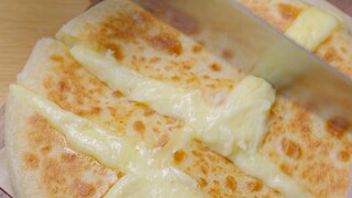 Potato cheese pancakes—easy to make with just a frying pan!