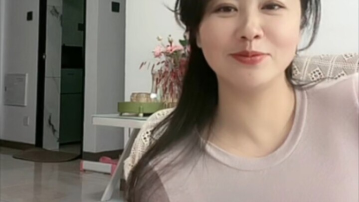 Vẻ đằm thắm của người phụ nữ trưởng thành, quyến rũ mê người