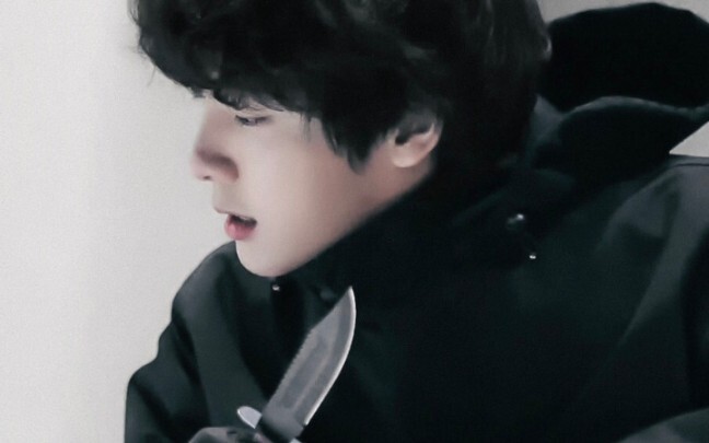[Yoon Shi-yoon] Lu Dongzhi là một cô gái ốm yếu. Anh ta thực sự là một kẻ biến thái. Đây là một kho 