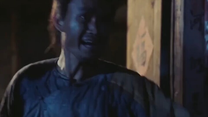 Eunuk terakhir Tiongkok, baru saja resmi menjadi eunuk yang ia idamkan, tiba-tiba menghadapi reforma