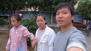 900元给盼盼报的舞蹈培班，看看半学期宝贝学的怎么样