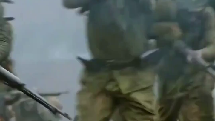 Pandangan Terakhir Lin Huiyin pada Patung Besi Dinasti Ming: Saksi Sejarah Perlawanan Budaya Melawan