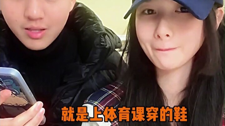 ยังดีที่มีน้องชายคนหนึ่งชอบเธอเป็นพิเศษ