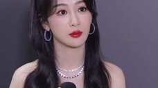 Yang Zi talks about proactive social interaction