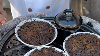Braised pork with preserved vegetables made by a chef with over 50 years of experience
