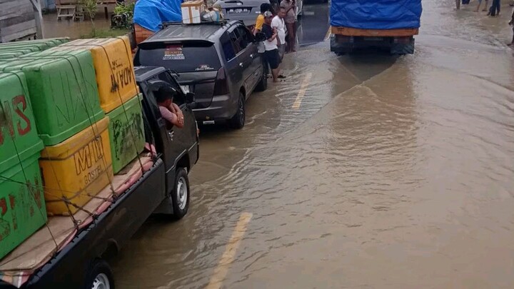 emang boleh banjir dikit nggak ngaruh..?