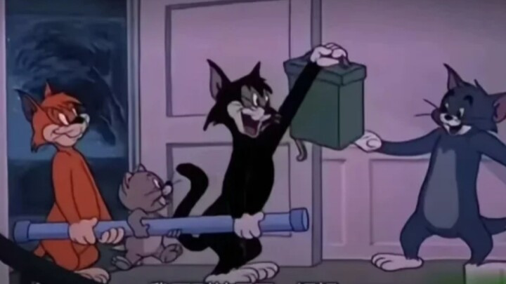 “Orang ini sedang ngomong apa ya”