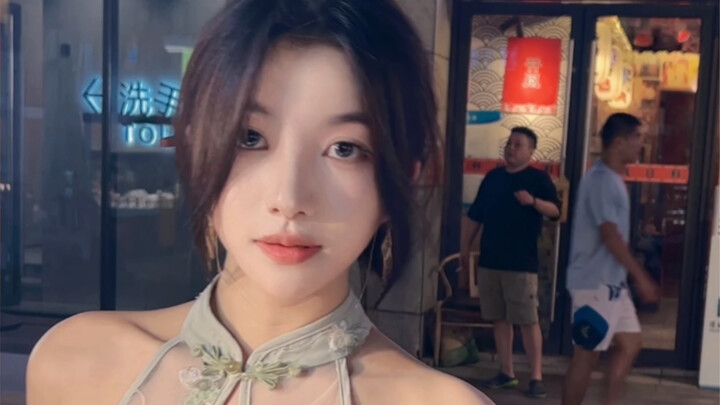 Do cậu hai tôi giới thiệu, đau lắm.