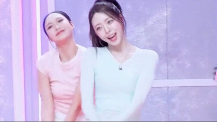 유나 솔로 데뷔곡 잘 안 들려서 안경 끼고 봄🤓[#MPD직캠] 유나 - Ice Cream#유나 #YUNA@itzy.all.in.us  @igotyuandme
