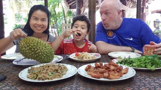 หมูสามชั้นทอดน้ำปลา เงียนหมากเขือส้มตำ Crispy Belly Pork Eggplant Dipped