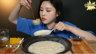 Sủi cảo siêu to và mì lạnh đậu nành 6 #amthuc
